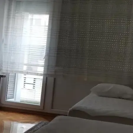 1 Bedroom Flat 15 Minutes From The Sea And Downtown Split
